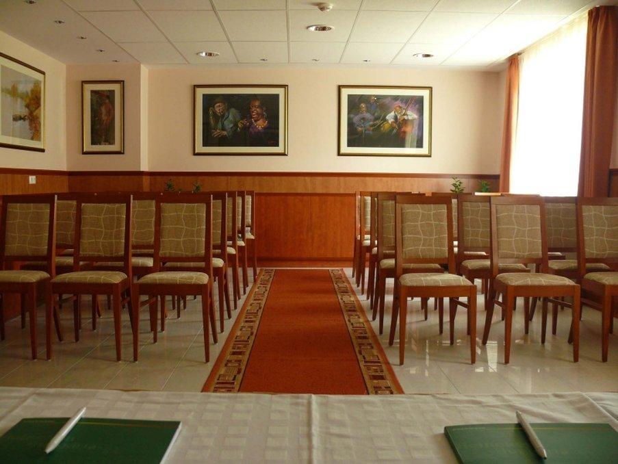 Garden Hotel Wellness Es Konferencia Szolnok Kemudahan gambar