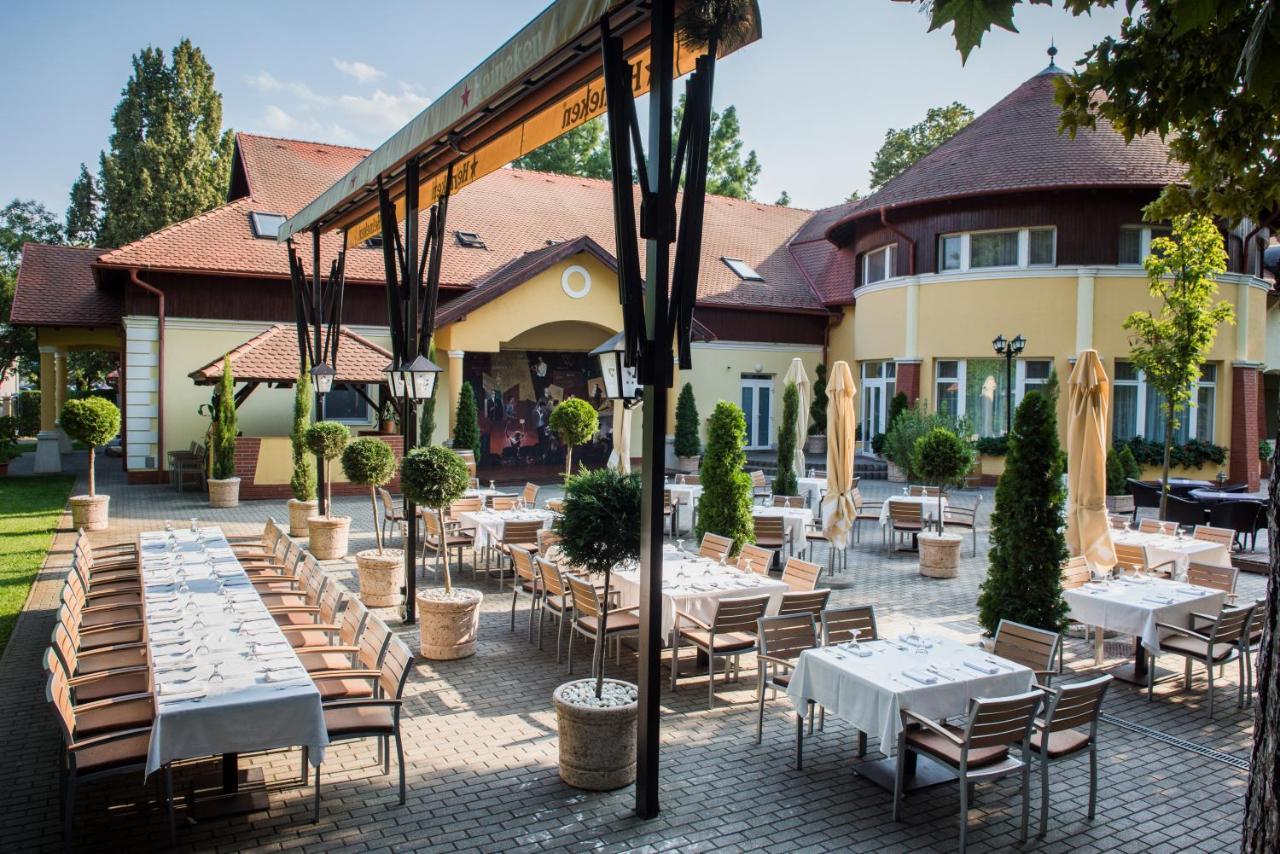 Garden Hotel Wellness Es Konferencia Szolnok Luaran gambar
